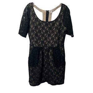 🌺SILENCE + NOISE Black and Nude Lace Dress L🌺